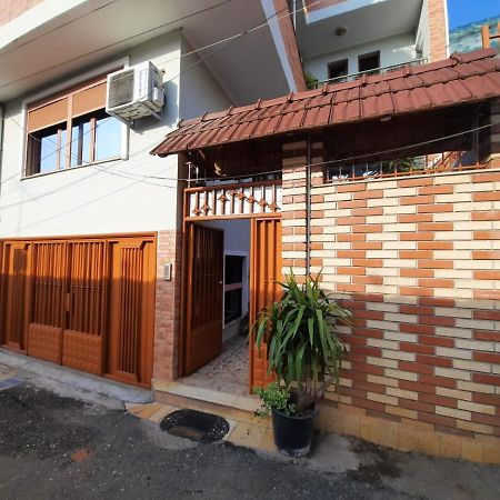 Villa 53 Tirana Eksteriør billede
