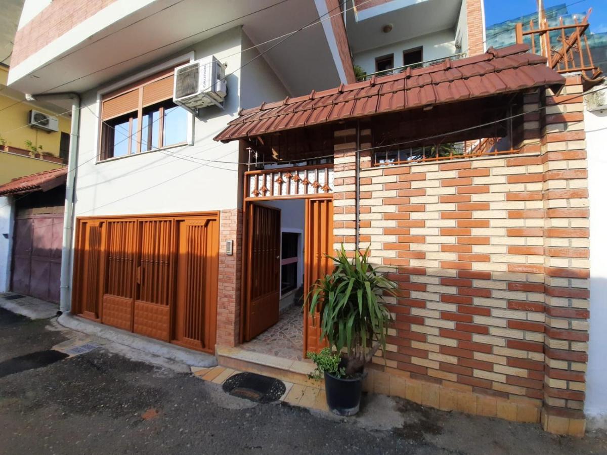 Villa 53 Tirana Eksteriør billede